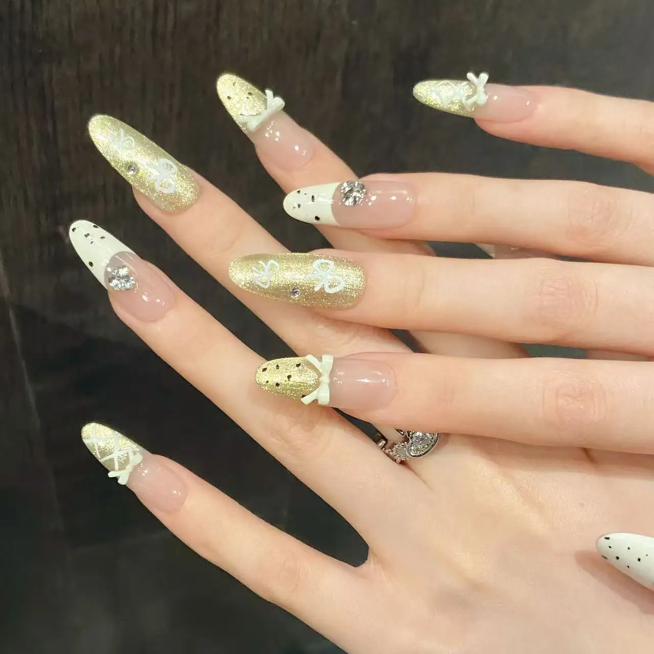 10pcs high-end Cheese milk cap, sweet and sticky milk, milky white bow, golden cat's eye handmade French Tip Nails