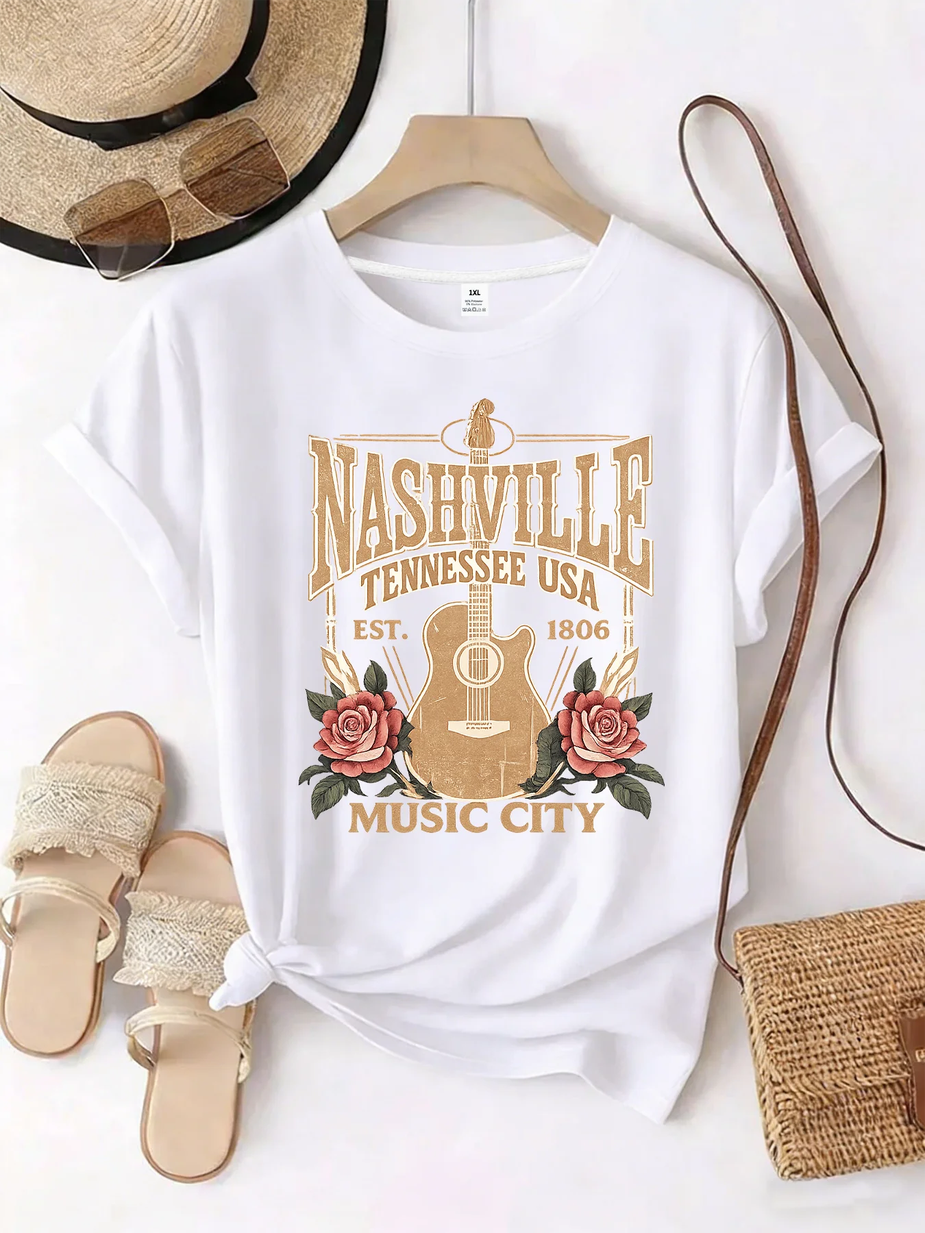 

【WZM101353】Женская футболка больших размеров с креативным принтом гитары, круглым вырезом, летняя, повседневная, с короткими рукавами, в уличном стиле, универсальная.