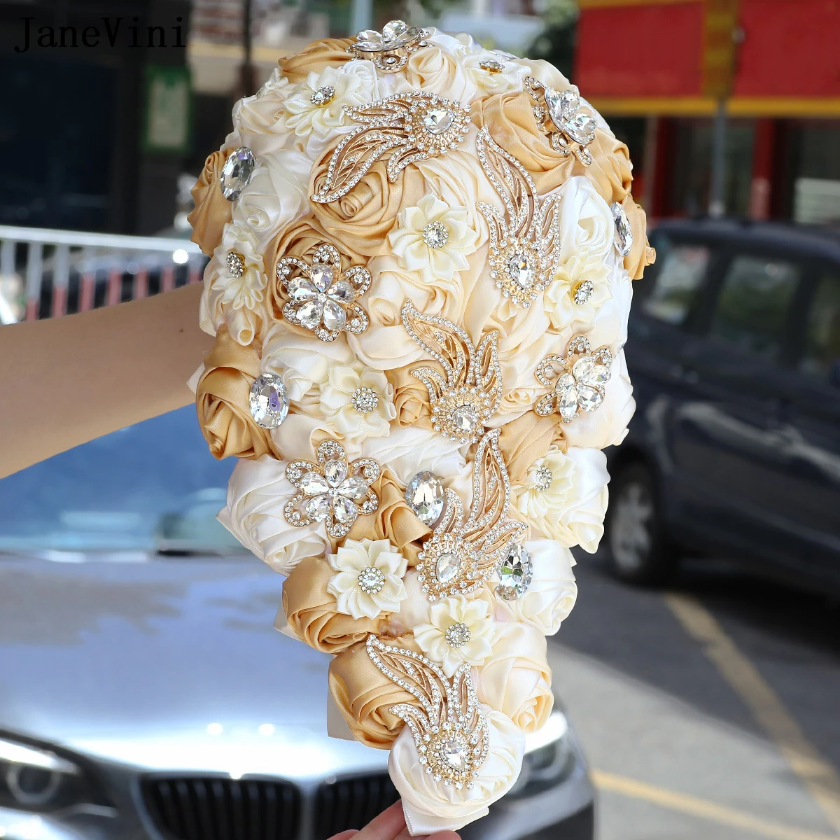 JaneVini ramos de novia de cascada de color caqui claro, ramo de flores de boda, diamantes de imitación dorados, rosas artificiales de satén, cascada