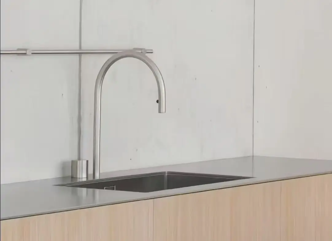 Brushed silver universal, pull, kitchen faucet