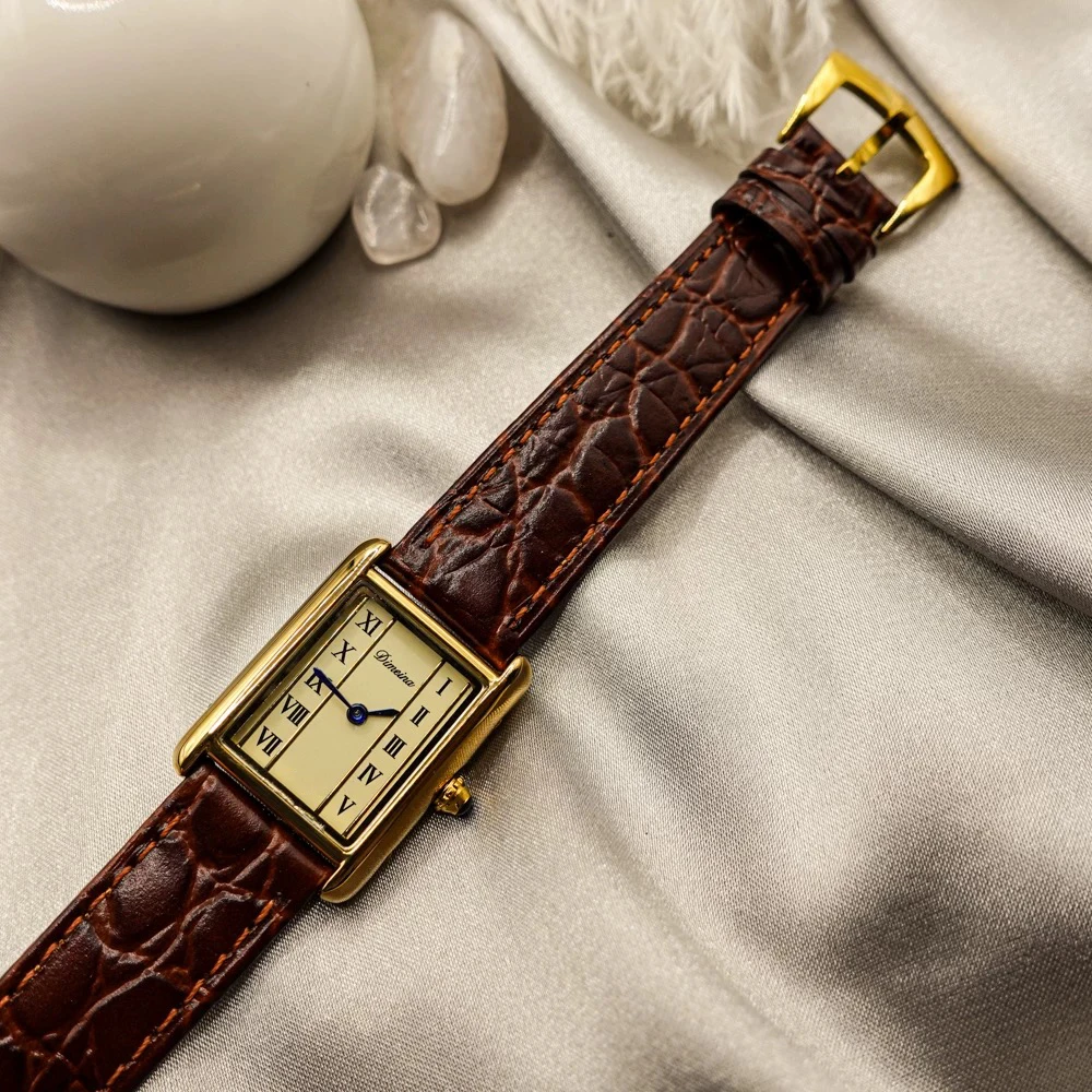 Women Quartz Watch Luxury Small Orologio White Gold Roman Numerals Numbers Dial Vintage Leather Female Watches Ladies Wristwatch