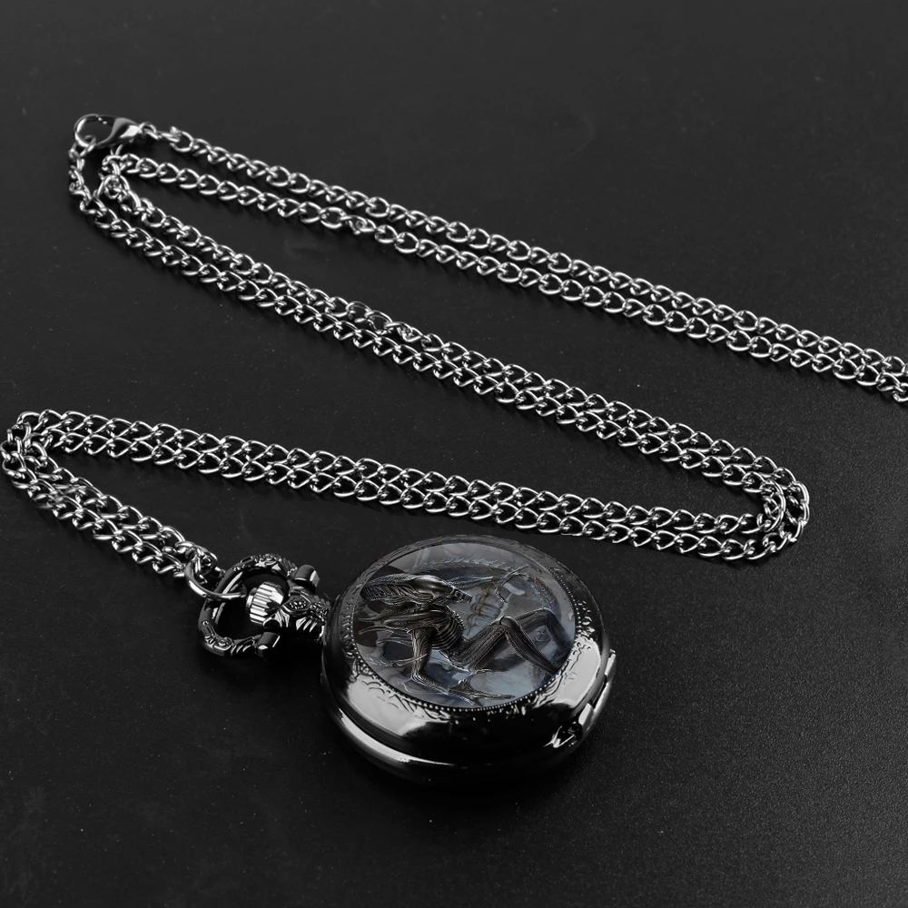 Cool Alien Design Vintage Quartz Pocket Chain Watch Necklace Watches For Men Women Unique Gifts Mens Birthday Gifts for Boys