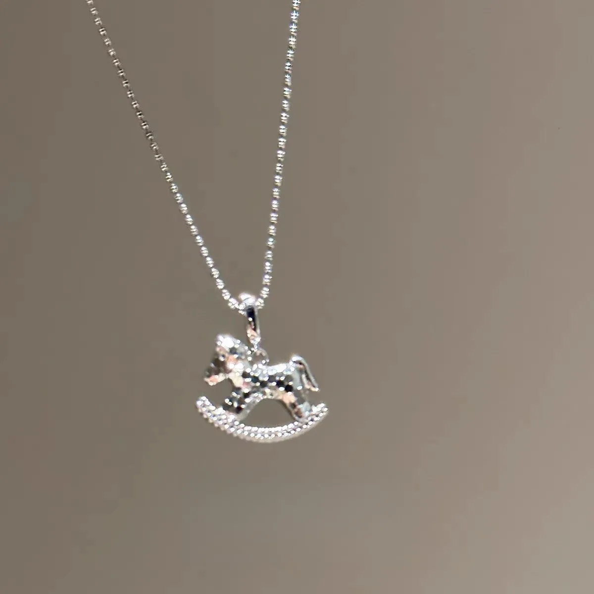 هزاز الحصان قلادة قلادة الكورية نمط خمر الفاخرة المتخصصة الترقوة سلسلة اليومية ركاب سترة سلسلة #3