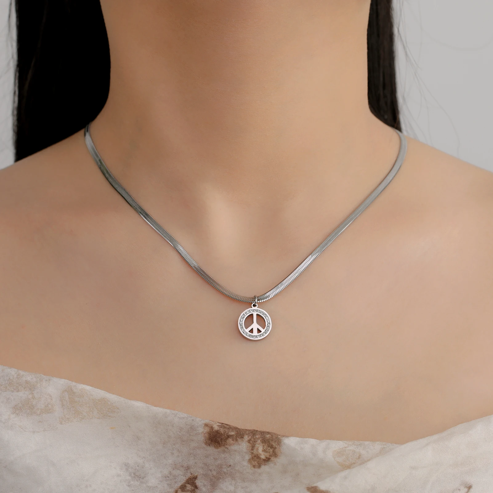 COOLTIME Edelstahl Frieden Symbol Halskette für Frauen Mode Runde Zirkon Kette Anhänger Amulett Schmuck Geschenk Großhandel – Detail 23