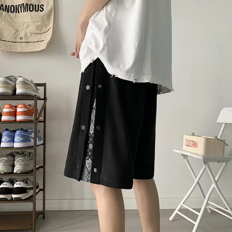 2023 Summer New Straight Loose Fashion Paisley Spliced Button High Street Trend Korean Version Sports Hong Kong Breeze Shorts