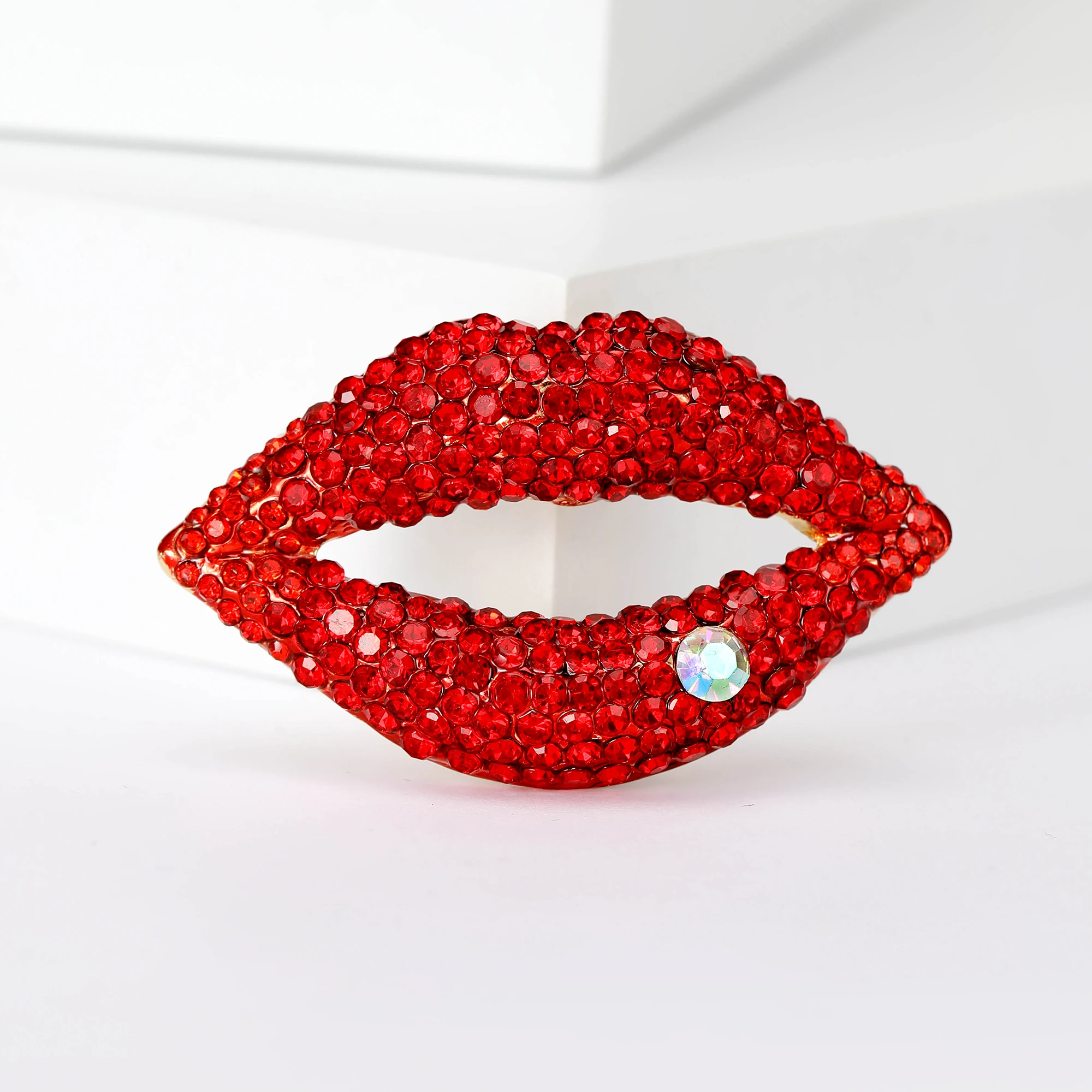 Beautiful Lipstick Brooches for Women Unisex Lip Pins Multi-color Available Fashion Jewellery Accessories Gifts