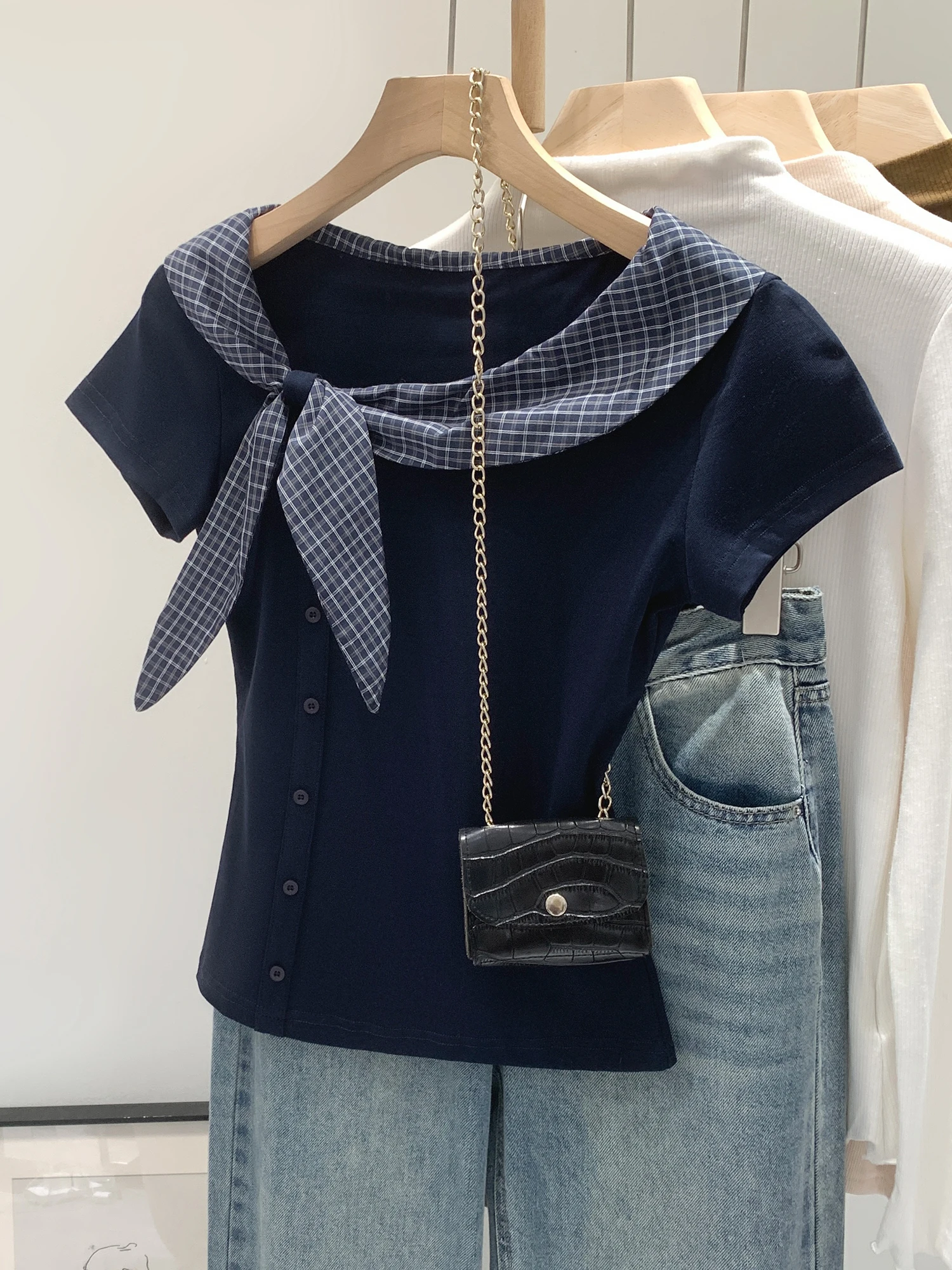 Fashionable Nautical Collar Short Sleeve T-Shirt Women's Checkered Slim Fit Casual Top Korean Style Commute Wind Spring 2026