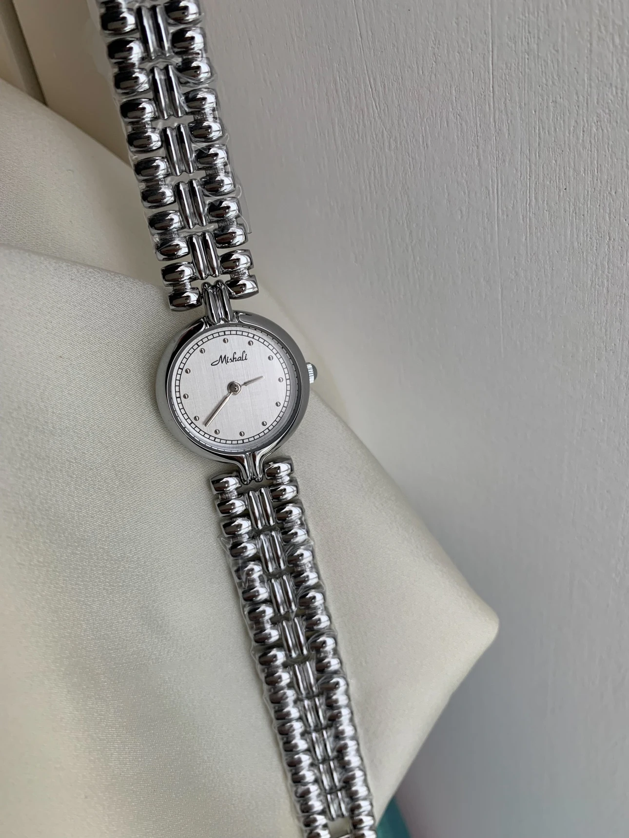 Fashion Temperament Minimalist luxury Quartz Watch For women's girl Student gift  Women's accessories