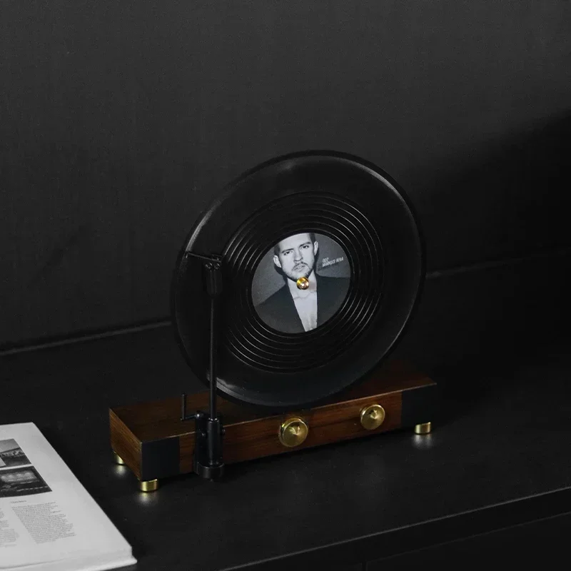 Retro Music Player Model Arts and Crafts Supplies Crystal Decor Home Decoration Accessories Art Deco Design for Anniversary