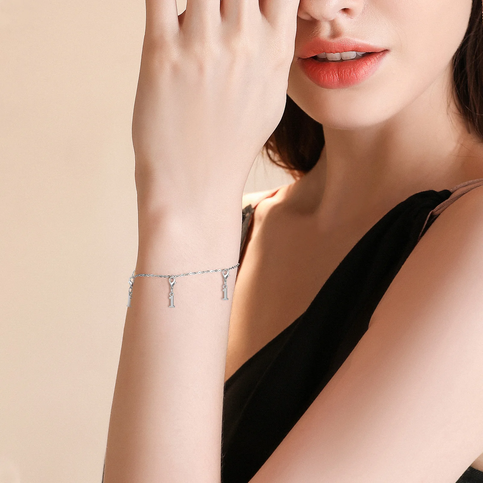 

20Pcs Simple Stylish Alloy Pendants DIY Jewelry Making Accessory for Necklace Bracelet Earrings Eyecatching Design