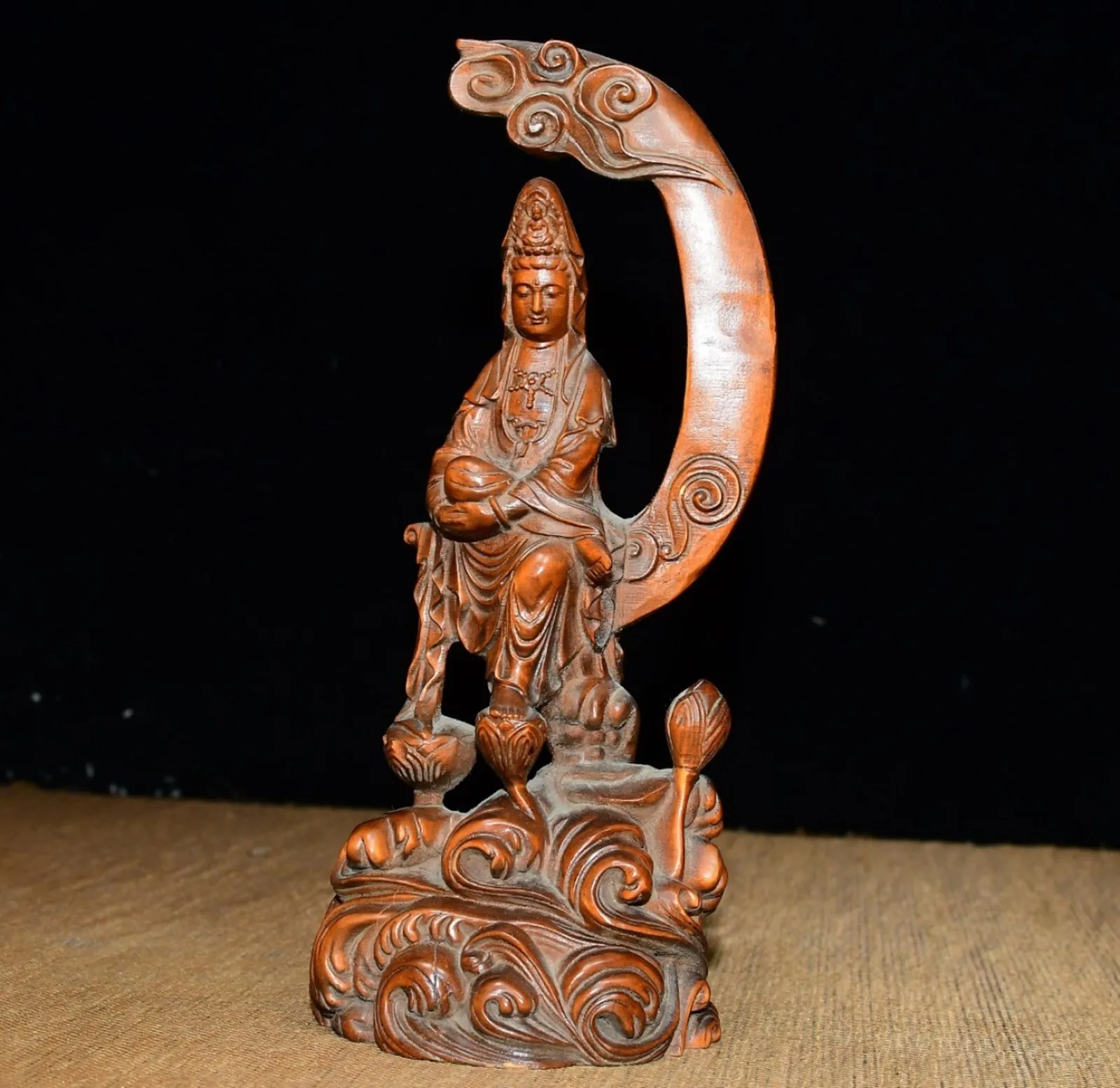 Statues et figurines sculptées en bois, Guanyin Kwan Yin, Compassion de l'Eau