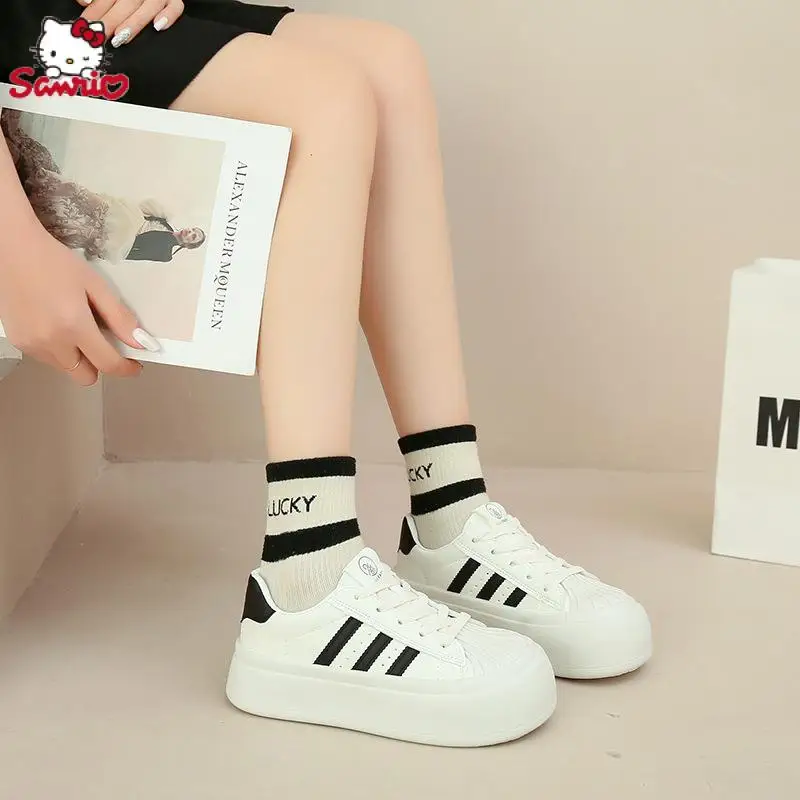 2024 Kawaii Hello Kitty Board Shoes Cute Y2K Fashion Thick Bottom Casual Hundred Shoes Comfortable Running Shoes Non-Slip Girls