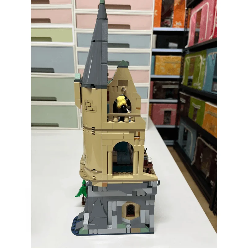 In Stock 907PCS Infirmary School Clinic Magical Themed Puzzle Building Blocks Toy Gift for Adults on Birthday Christmas view 6