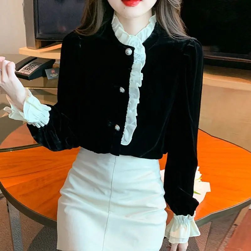 Black Gold Velvet Patchwork Long Sleeved Shirt for Women New French Retro Age Reducing High-end Lace Border Top