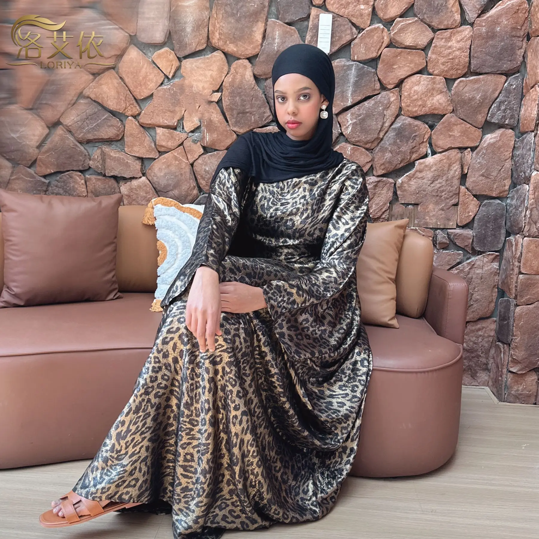 หรูหราซาอุดีอาระเบียเสือดาวพิมพ์มุสลิม Abaya ชุดผู้หญิงเจียมเนื้อเจียมตัว Ramdan ดูไบ Abayas ชุดหรูหราอิสลามตุรกี Robe