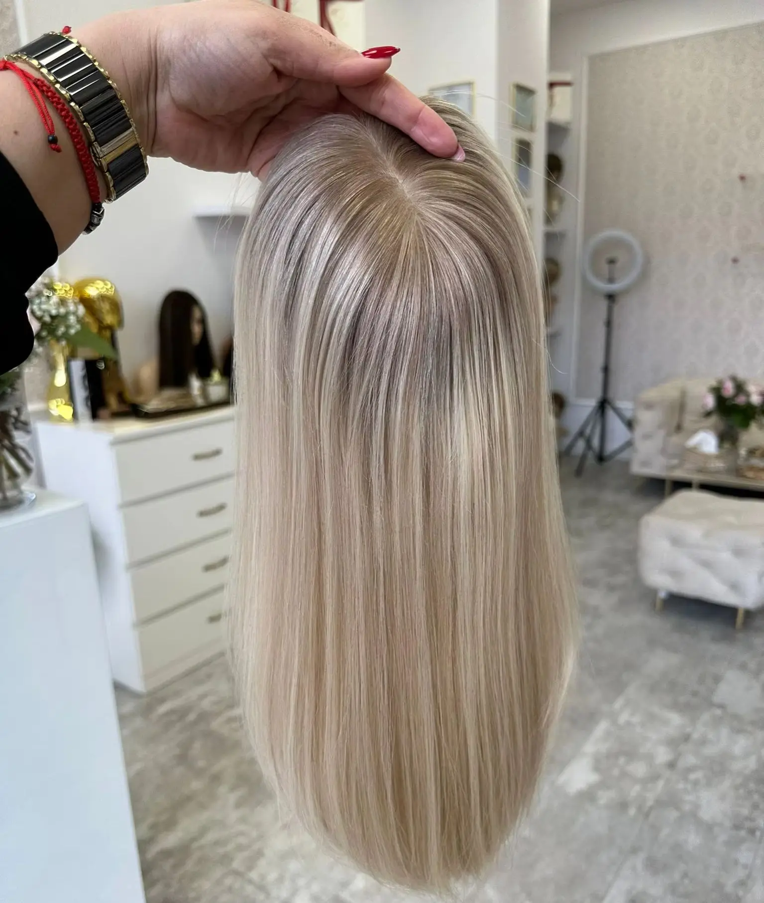 Ombre Icy Paltinum Blonde Synthetic Lace Front Wig with Roots Short Straight Bob Original Factory Cheap Wigs On Clearance Sale
