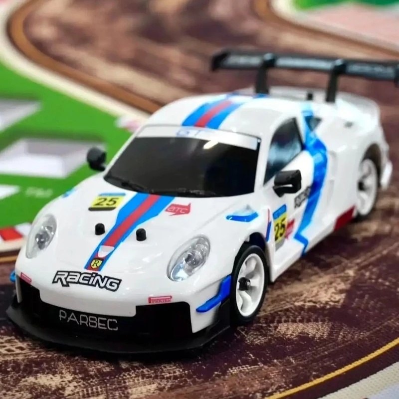 

New Arrival 1:28 Scale Remote Control Drift Car Electric Four-Wheel Drive 30km/h Toy Model Suitable for Boys Birthday Gifts