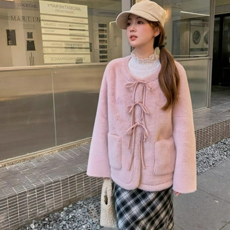 2026 Winter New Style Fashionable Pink Eco-friendly One-piece Fur Outerwear Sweet Ladylike Elegant Stylish Fur Jacket for Women