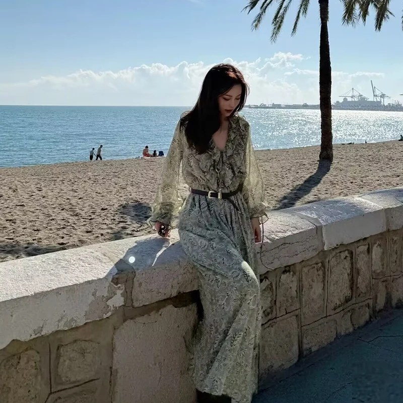 فساتين نسائية 2025 ربيع جديد شيفون طباعة الخامس الرقبة شيك سليم فستان طويل موضة أنيقة عطلة الشارع فستان نسائي