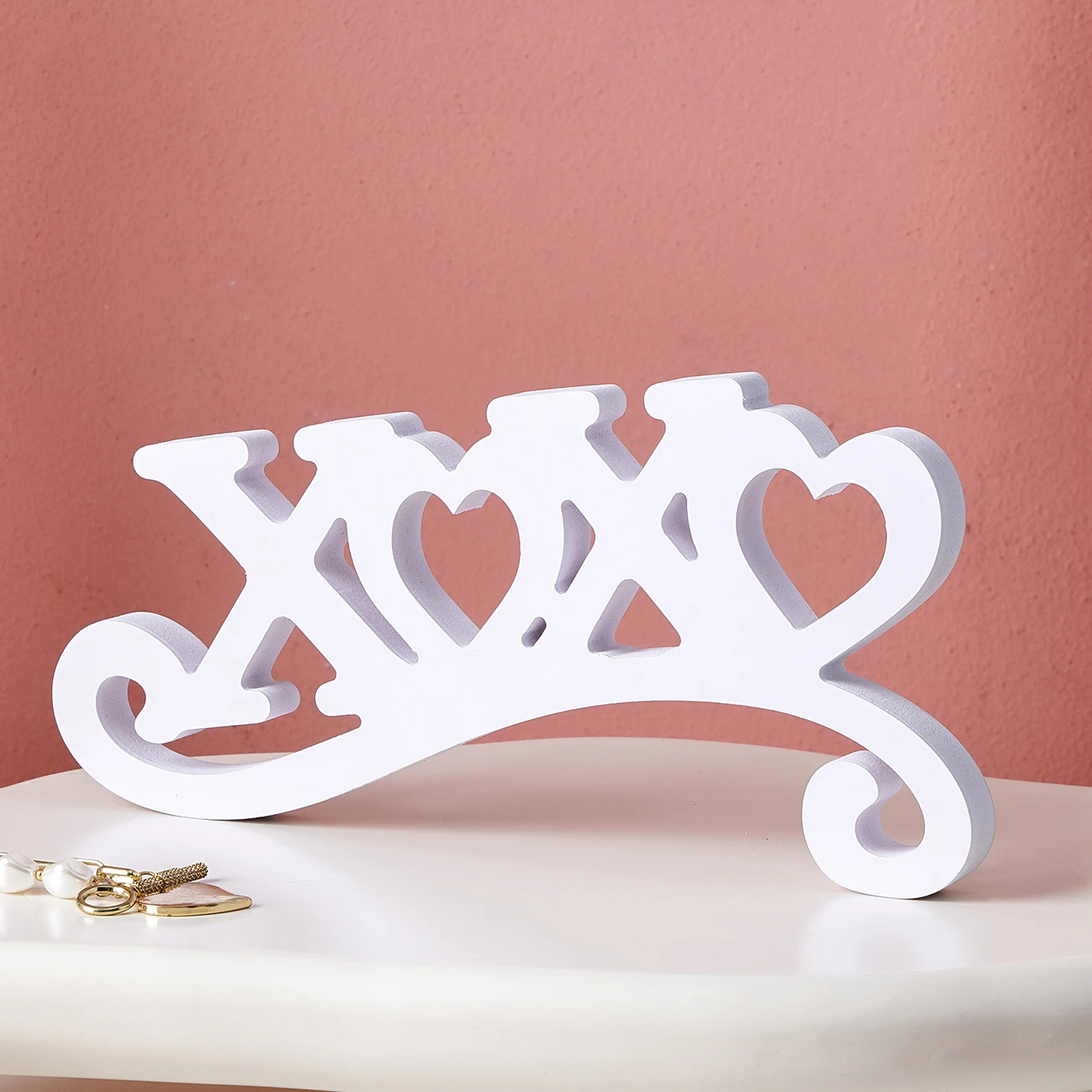 1PC, Valentine's Day White Heart Letter Ornament, 8.07*4.13 inches, Chevrolet Material, suitable for Wedding Valentine's Day