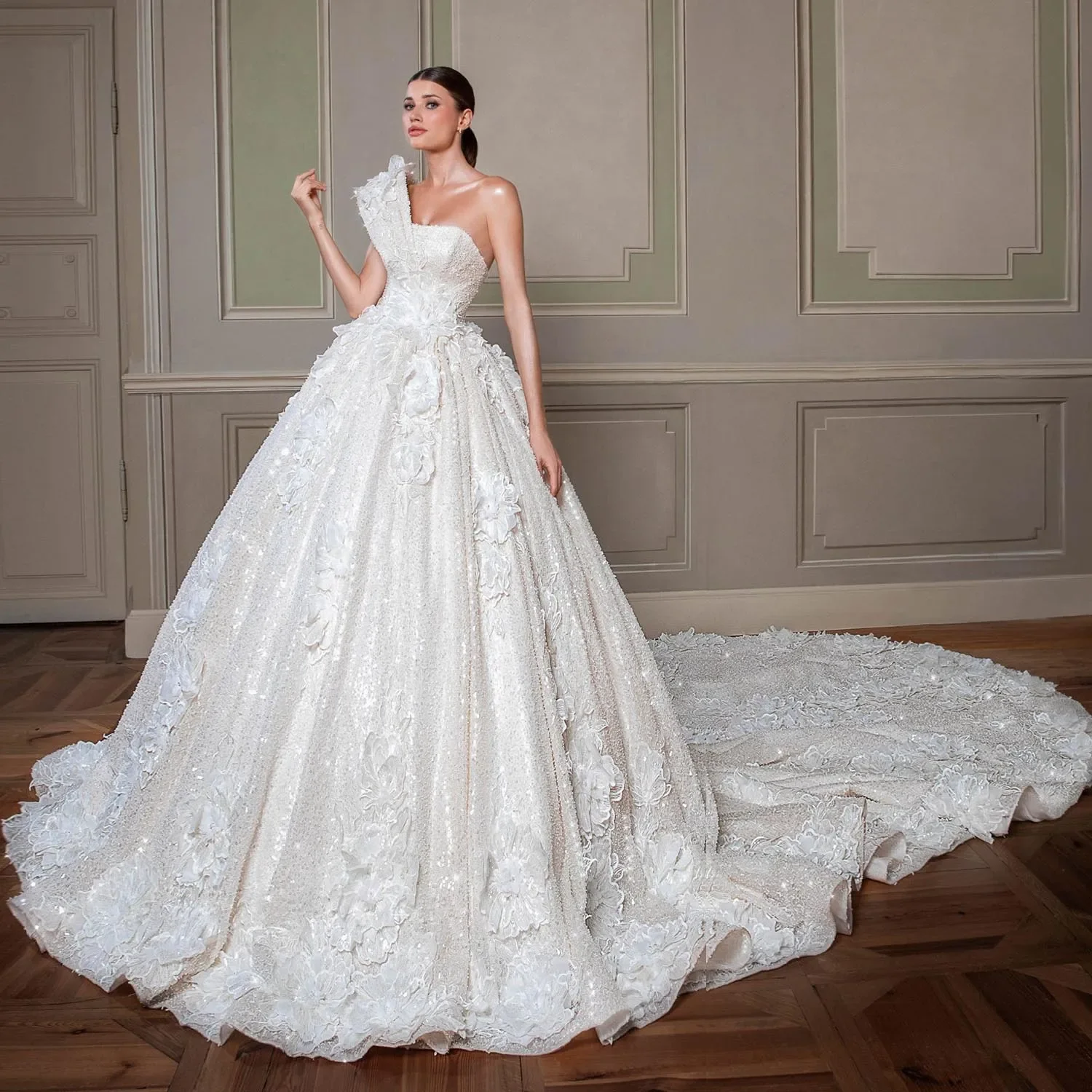 

Customzied Gorgeous Appliques One Shoulder Shining Ball Gown Wedding Dresses 3D Flowers Beading Vestidos De Novia Backless