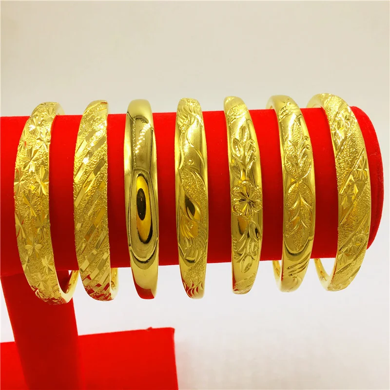 

Long standing Vietnamese and gold padding Jewelry improvement gold starry smooth dragon and phoenix bracelet for women