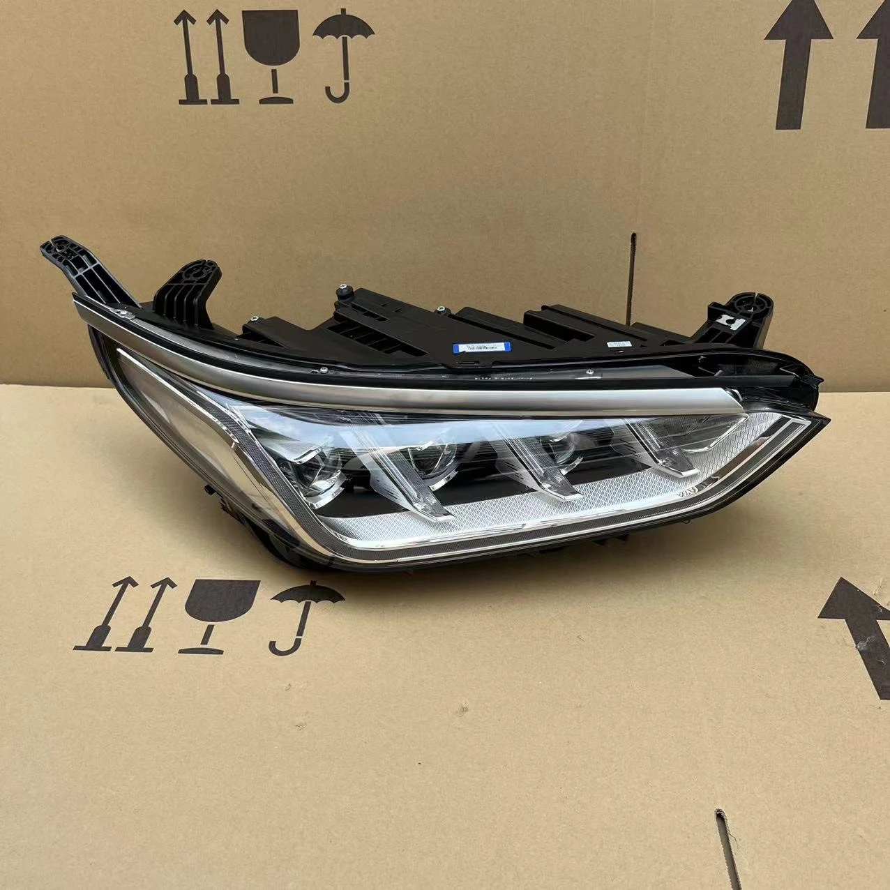 original use Right headlamp LED for BYD QIN SONG PLUS EV SA3F-4121020