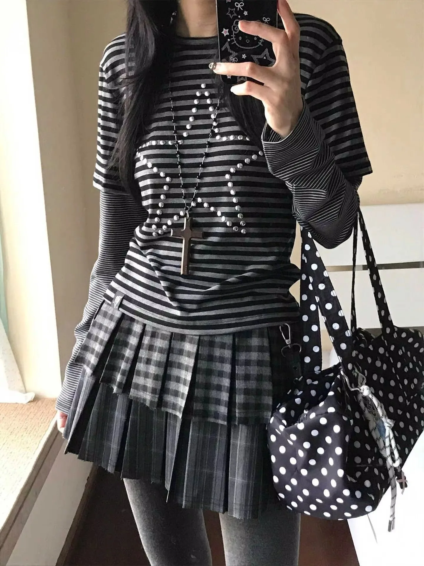 Alt Aesthetic Women Grey Black Stripe T-shirt Rhinestone Star Fake 2-in-1 Layered Long Sleeve Top