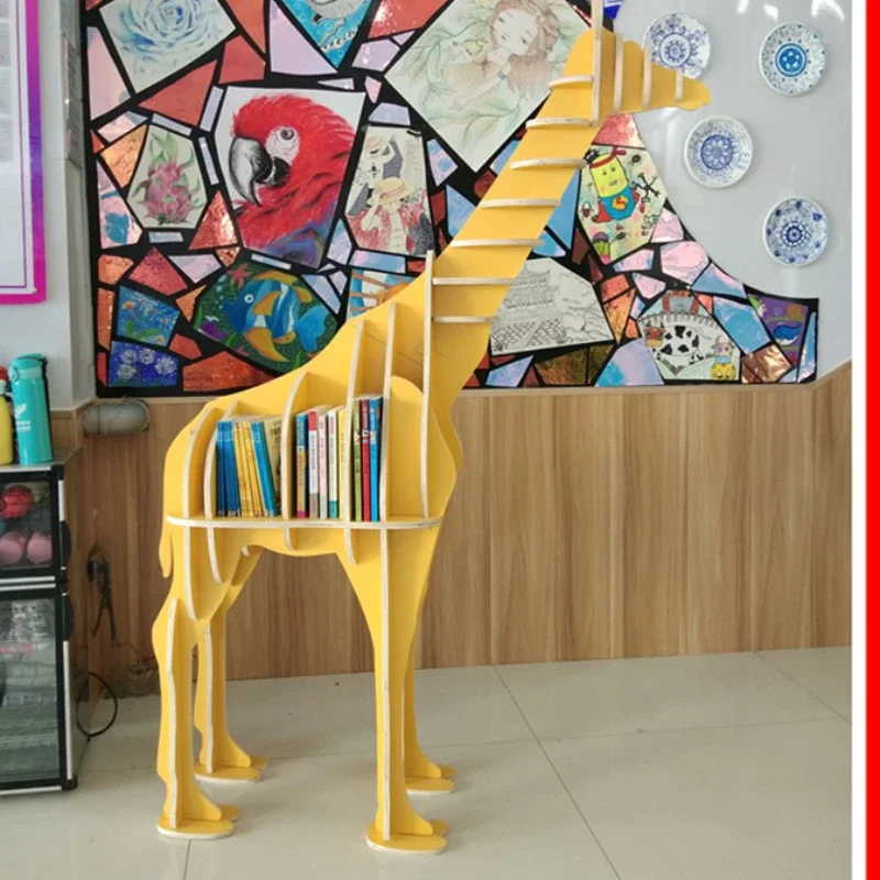 

Wooden creative bookshelf, giraffe animal shaped library, kindergarten painting school decoration shelf