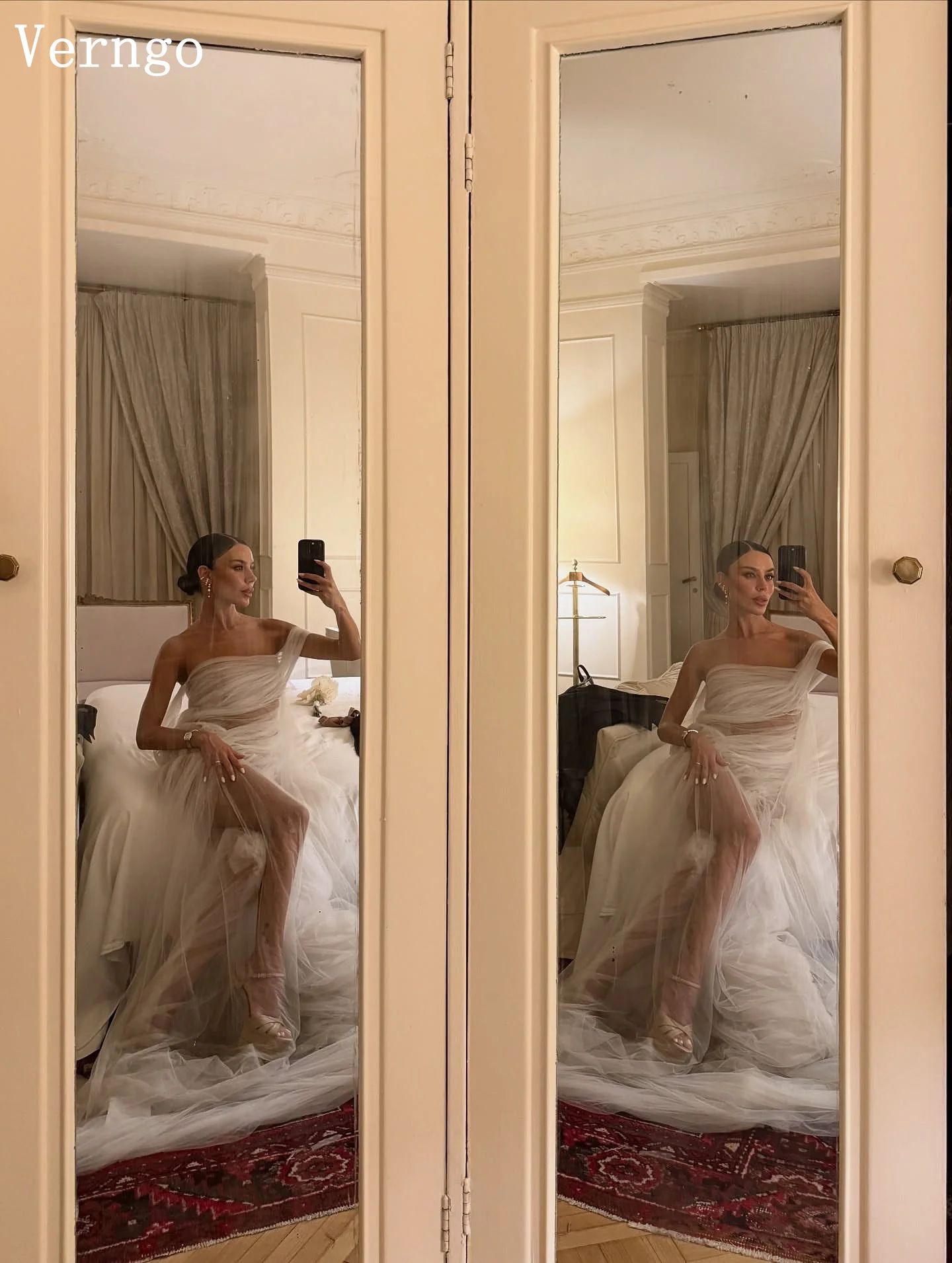 Verngo Sexy robe de mariée en mousseline de soie une épaule sirène plissée robes de mariée élégante Illusion Sweap Train robe de mariée personnalisée
