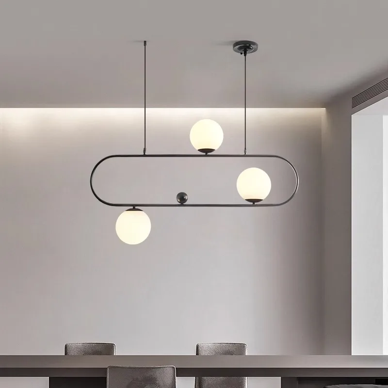 Plafonnier LED suspendu au design moderne, éclairage d'intérieur, luminaire décoratif de plafond, idéal pour un salon ou une salle à manger