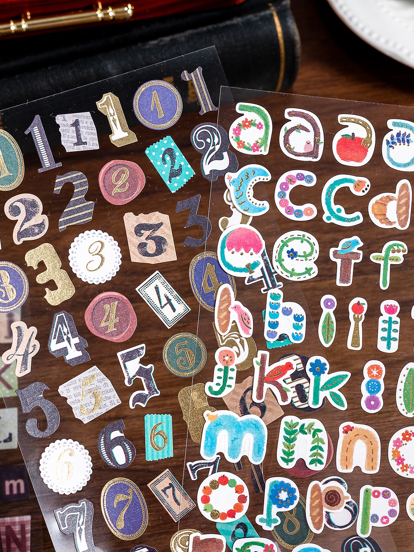 30 Blatt Vintage Goldfolie Alphabet- und Zahlen-Aufkleber-Set, DIY Journal-Dekoration, Niedliche Kunstgeschenke, Schulbedarf – Detail 6
