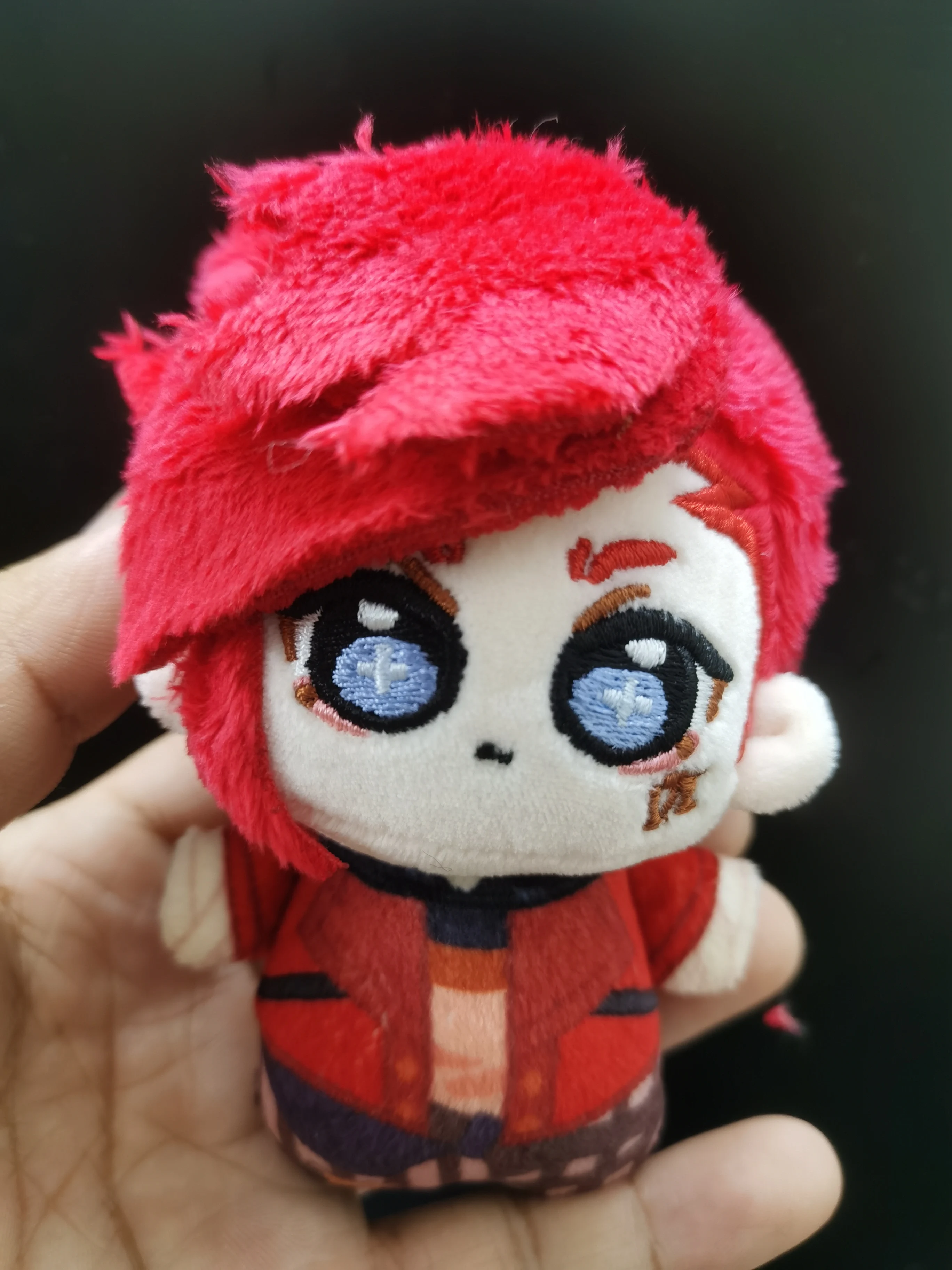 Neue Arcane Vi Caitlyn Baumwoll-Plüschpuppe 10cm Anime-Figur Stofftier Double City War Anhänger Deko-Plüschtier Geschenk für Kinder – Detail 6