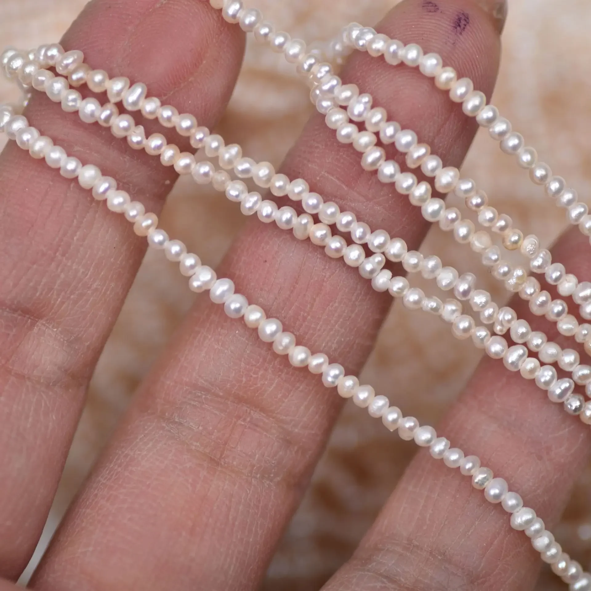 1.8-2.2mm AA tiny pearl potato loose hydro beads pearls 2 mm natural Freshwater Pearls Strand