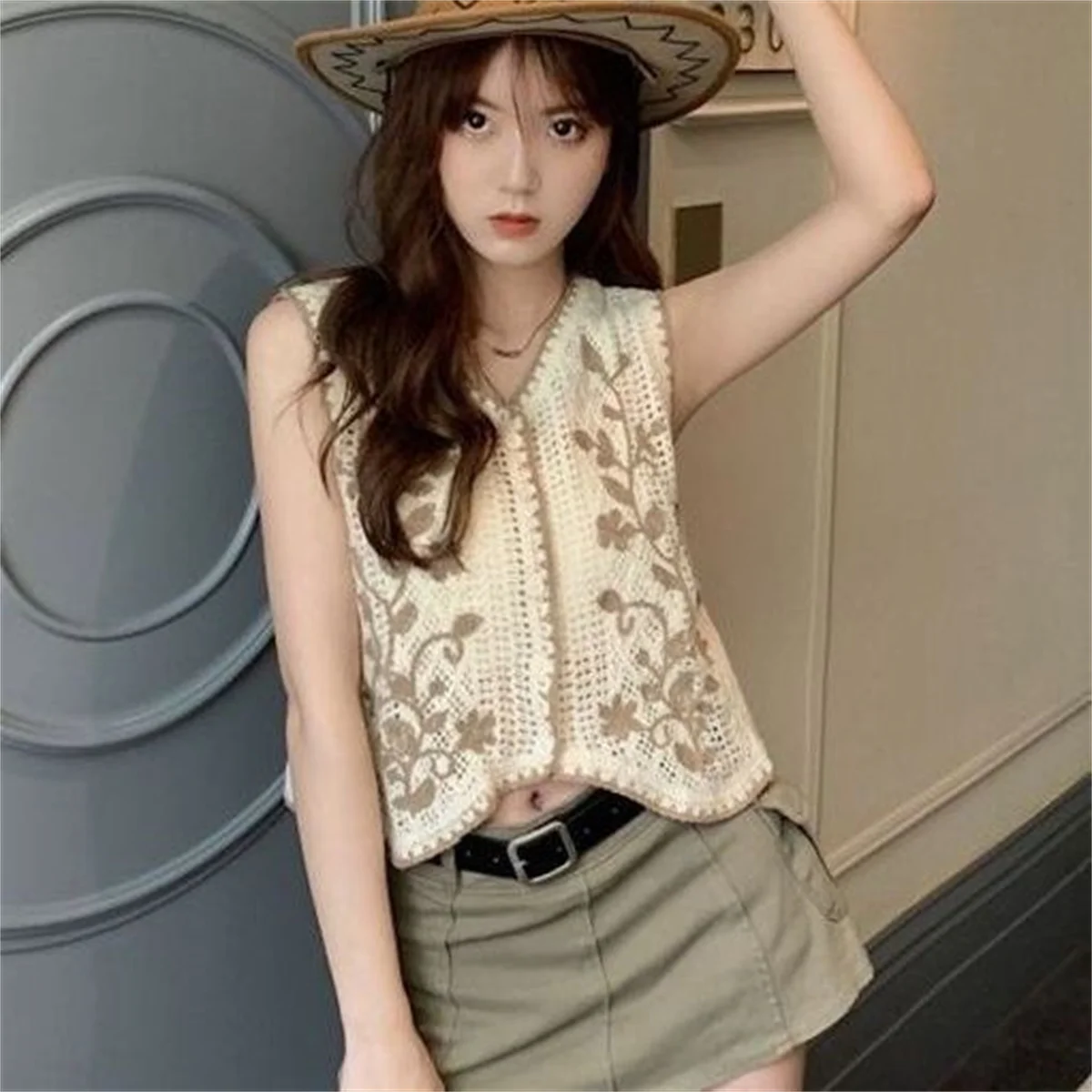 Cardigan  Vest  Women   Fashion  Summer  Cotton  Sleeveless  Embroidery   Flroal   Stripe    Hollow   Vest  Casual