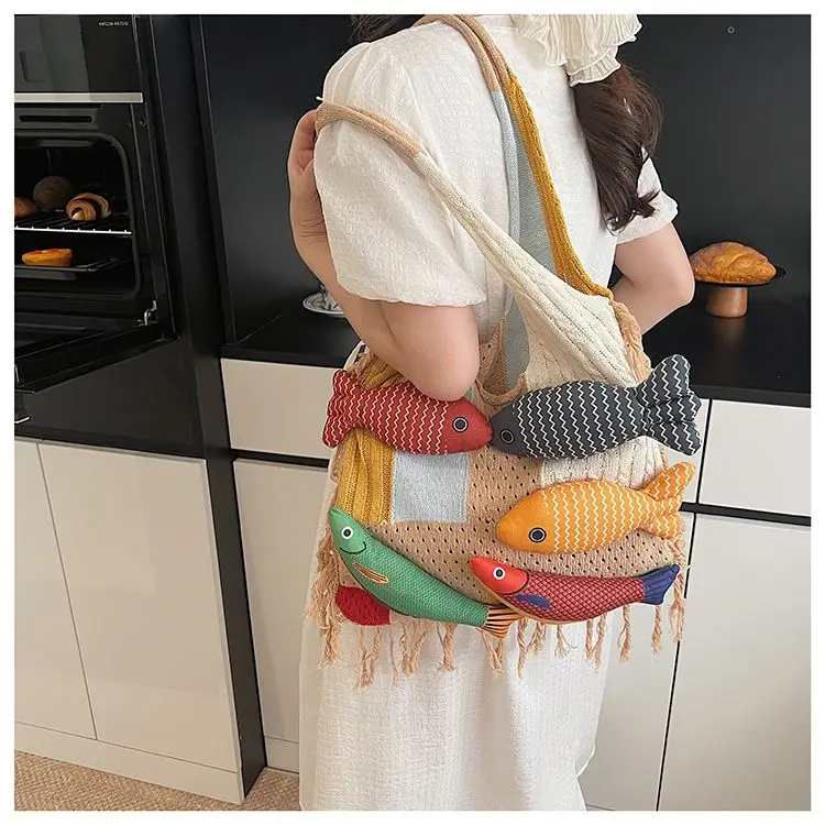 

Personalized Color Blocking Cute Animal Knitted Versatile Commuting Large Capacity Single Shoulder Tote Bag Woman