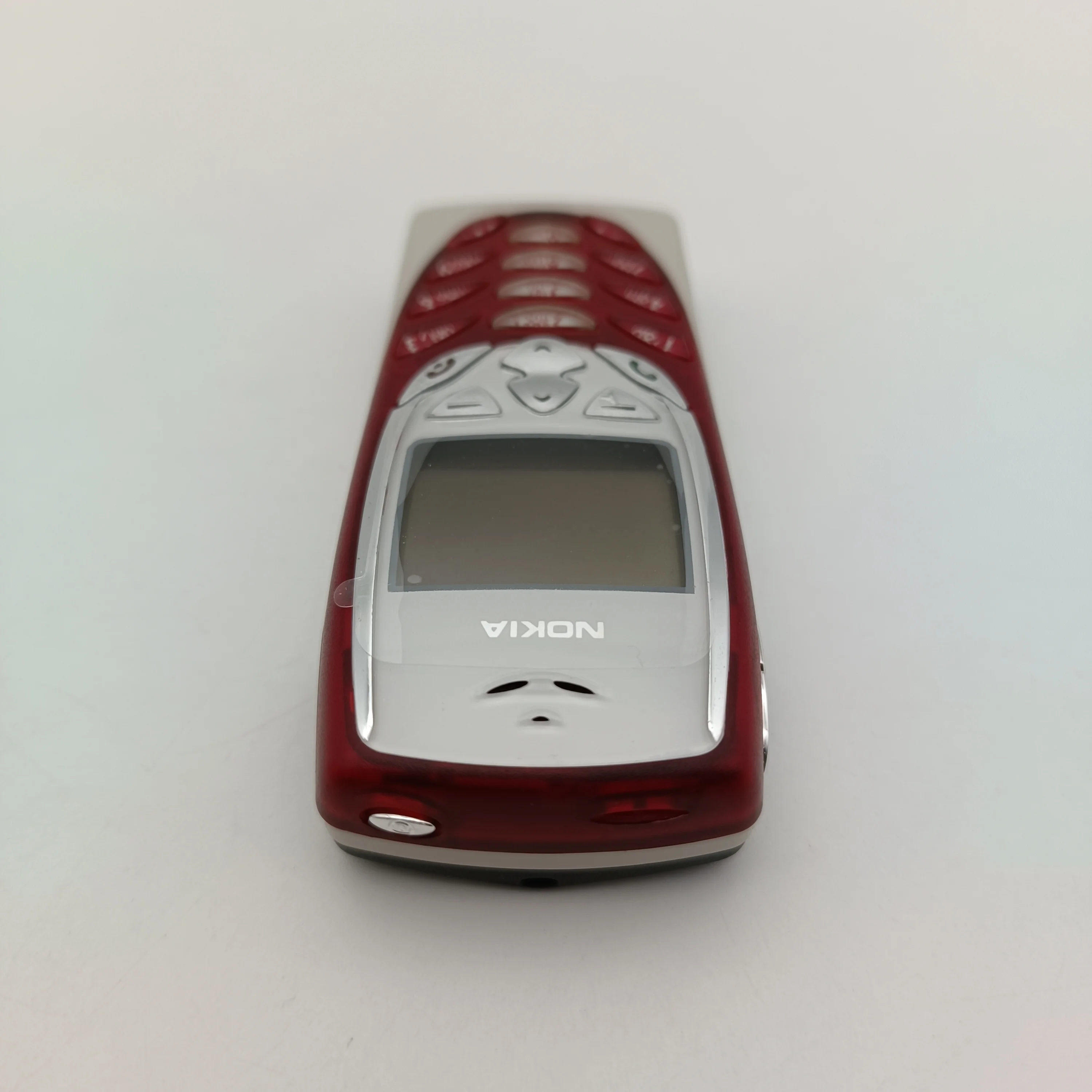 هاتف Nokia 8310 الأصلي مصنوع في فنلندا يدعم اللغة الإنجليزية بحالة جيدة