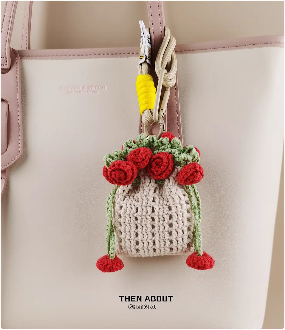 Crocheted rose beam bag earphone bag coin purse pendant bag pendant backpack pendant gift
