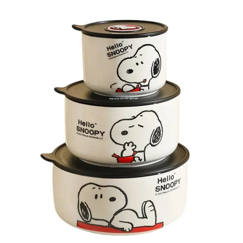 Snoopy animation peripheral cartoon safety bowl sealed ceramic box with lid can be microwaved and portable for office workers