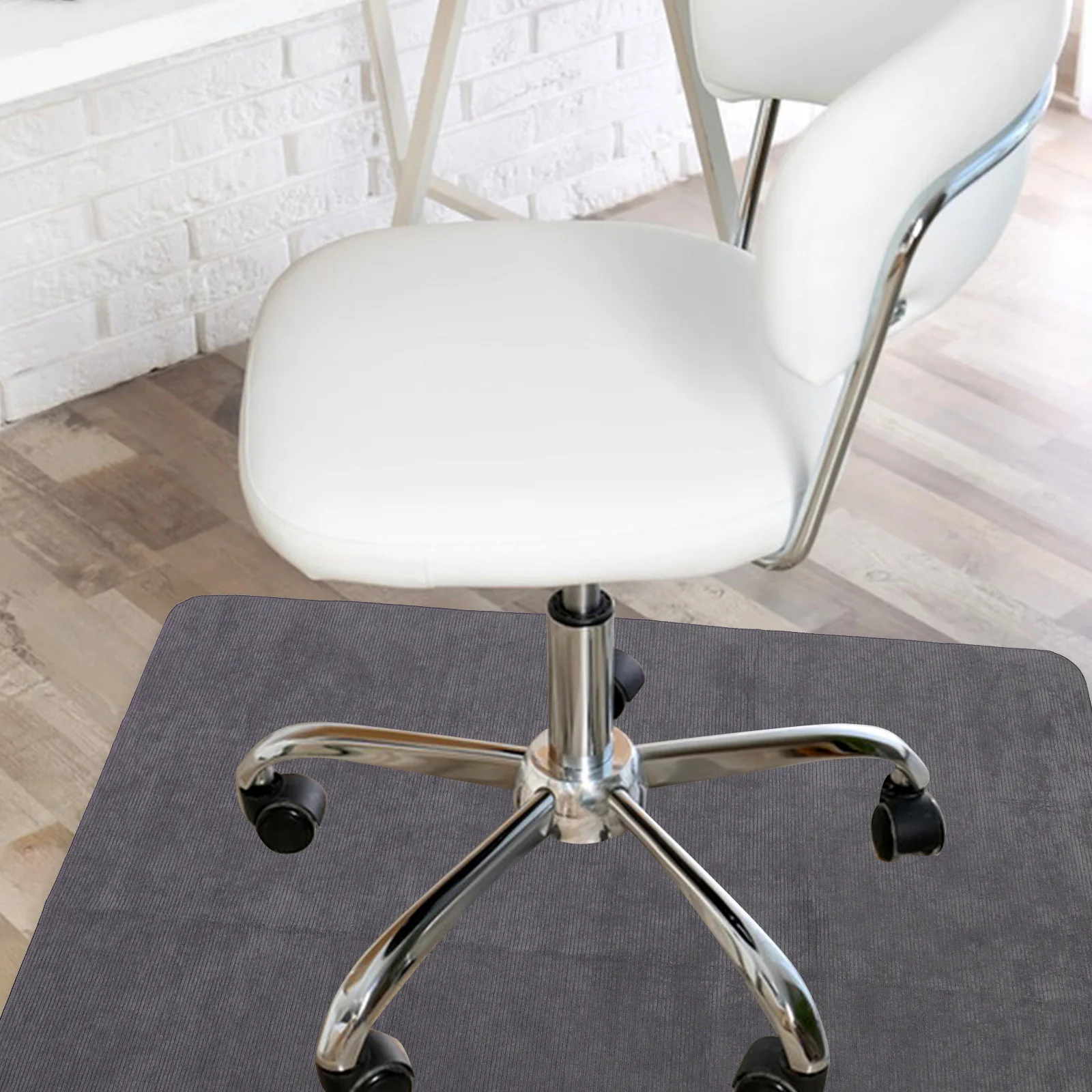 

Настольный коврик для стула для деревянных полов, сверхмощный защитный коврик для пола, низкий уровень шума, удобная поверхность на колесиках для использования на компьютерном стуле