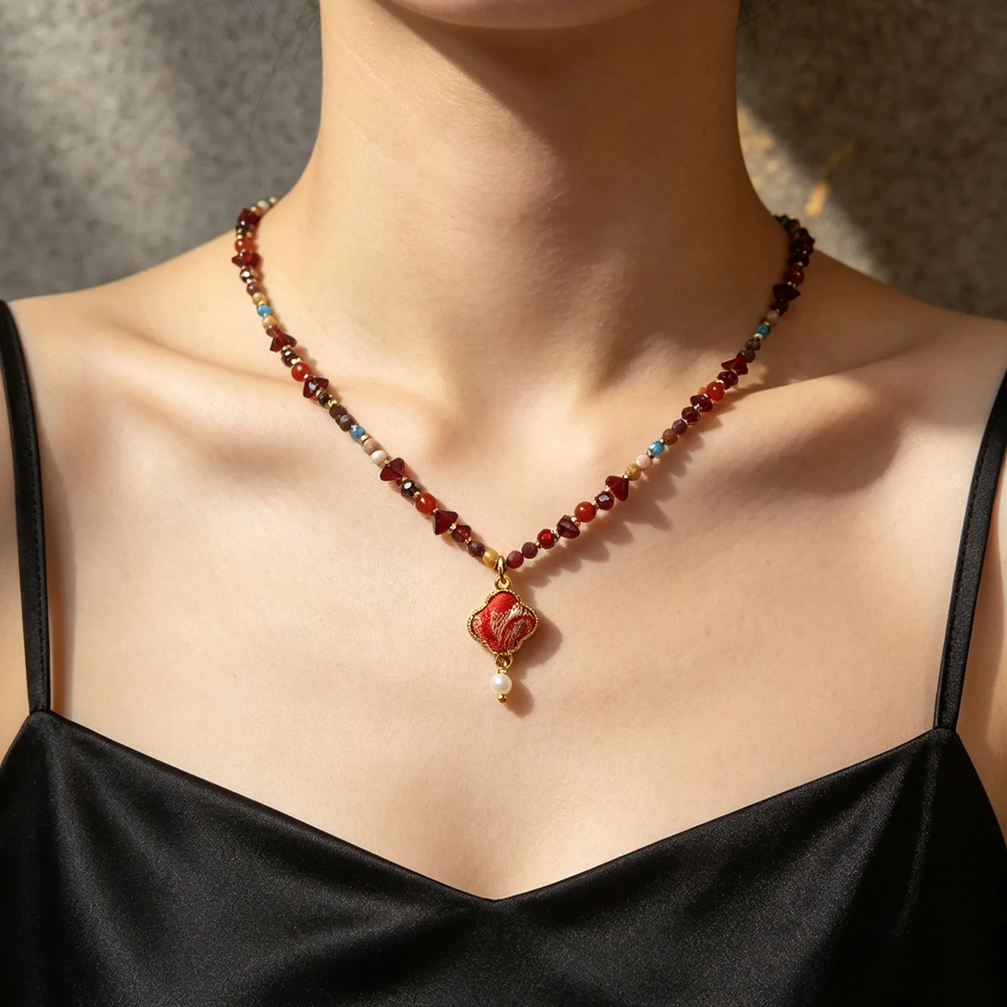 Chinese Style Auspicious Song Brocade Cloud Pendant Necklace For Women Colorful Beaded Choker Good Luck Blessing Retro Elegant