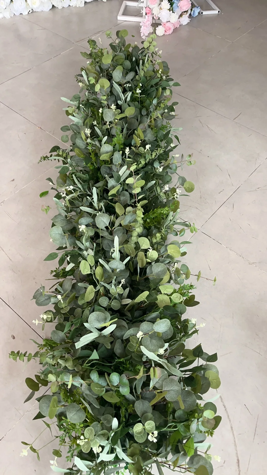 Künstliche Grüne Blumenkugel, Blattreihen, Hochzeitsbühnen-Hintergrund-Dekoration, Kunstpflanzen-Kugel, Bankett-Fenster-Event-Dekoration – Detail 4