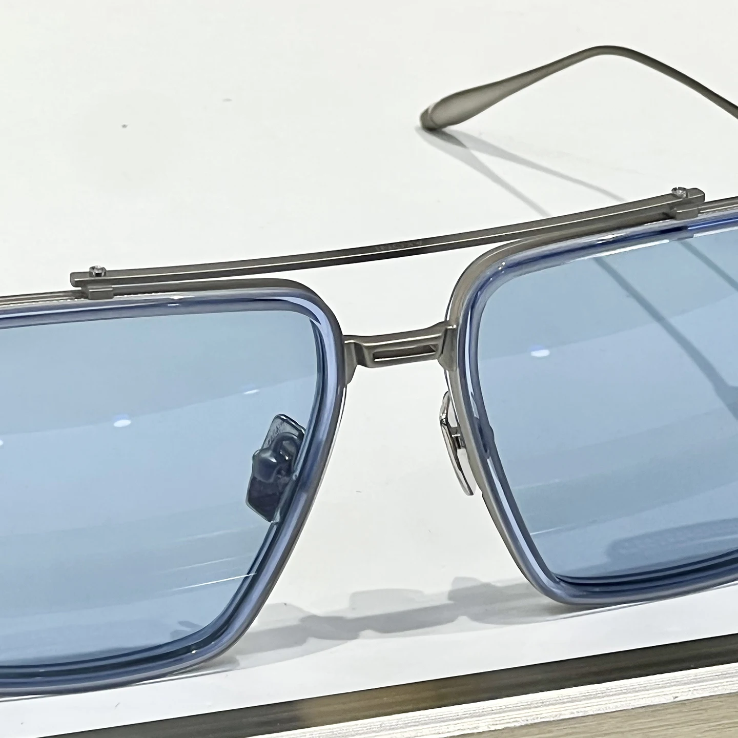 إطار مربع معدني ياباني مصمم فاخر INS كاجوال للقيادة للرجال للنظارات الشمسية والحفلات والعطلات للنساء لظلال AKS