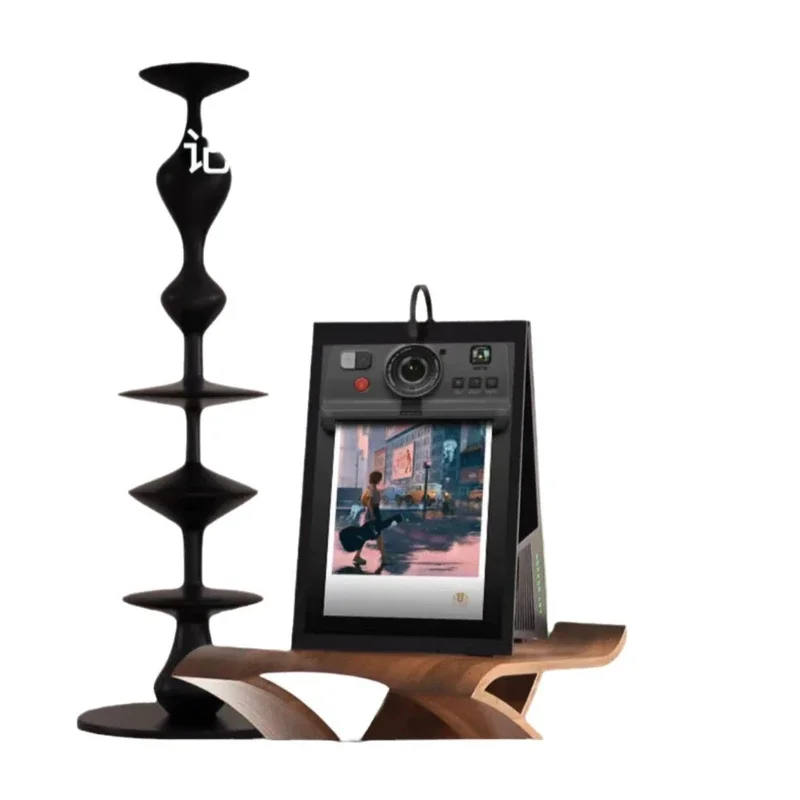 Everphoto Y1 Lyrics…