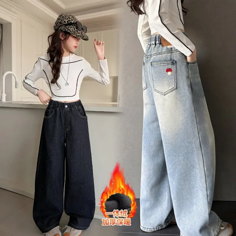 

Новые детские утепленные зимние джинсы для девочек-подростков, флисовые джинсовые брюки с карманами и вышивкой грибов, детские уличные теплые брюки