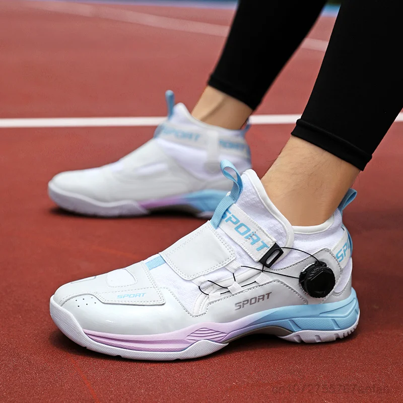 Men's and Women's Badminton Shoes Men Tennis Shoes Table Tennis Shoes Outdoor Leisure Sports Shoes Training Shoes New Sneakers