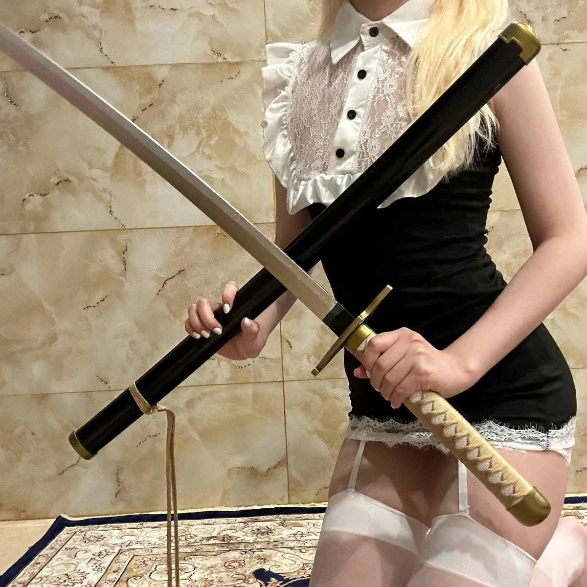 39.3インチ ブリーチ ウルキオラ 木製刀 剣 オリジナル侍刀 忍者 日本刀 コスプレアクセサリー 小道具 おもちゃ