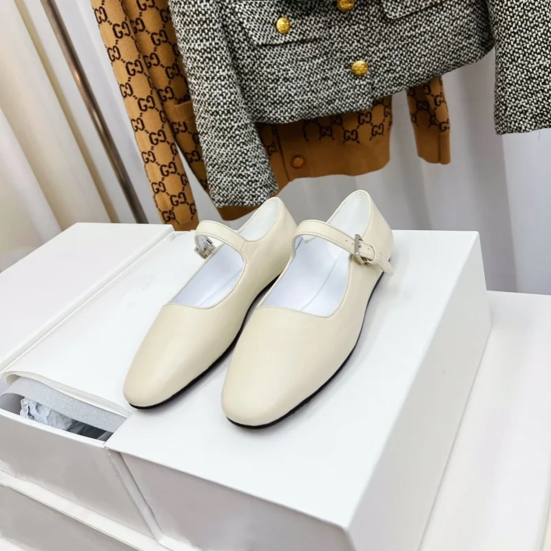 Classic one line buckle Mary Jane single shoes for women's high-end leather flat bottomed casual small leather shoes