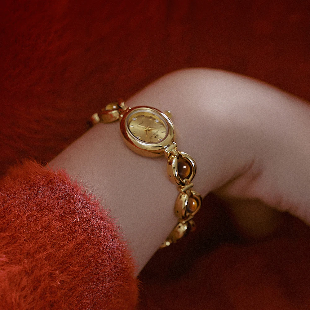 

Women's Watches Small Oval Dial Silver Natural Ore Quartz Watch Luxury Vintage Ladies Dress Bracelet Watches For Woman