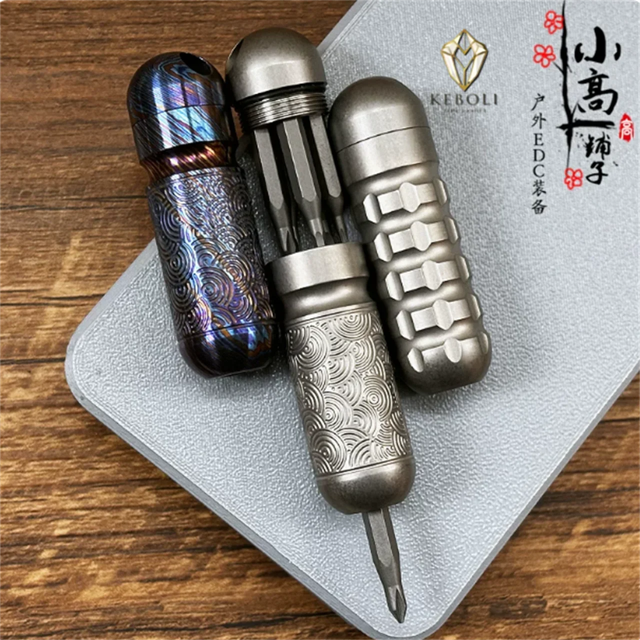 マルチビットチタン合金edcカプセル-ダマスカス鋼アクセント付きコンパクトドライバーセット、キーホルダーとタクティカルギアに最適